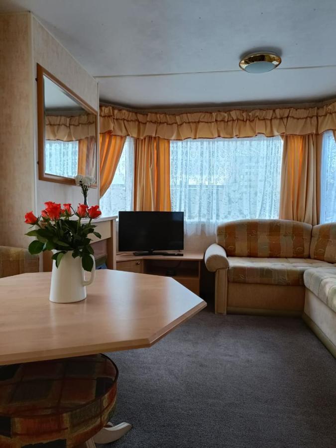 Rhosfeillion Static Caravan Llangefni Exterior foto